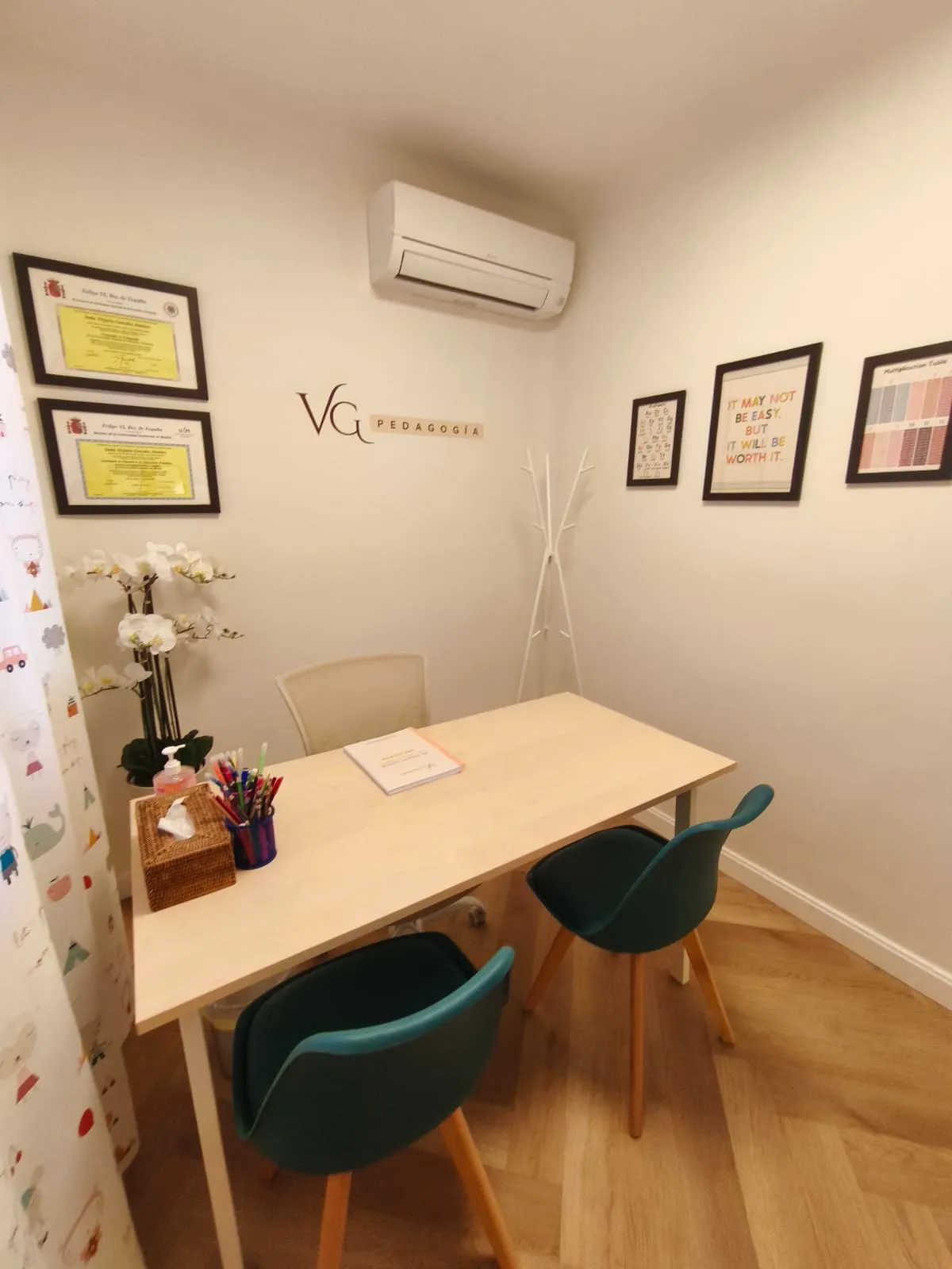 Despacho pedagógico VG Pedagogía en Madrid, barrio de Argüelles, especializado en dificultades de aprendizaje